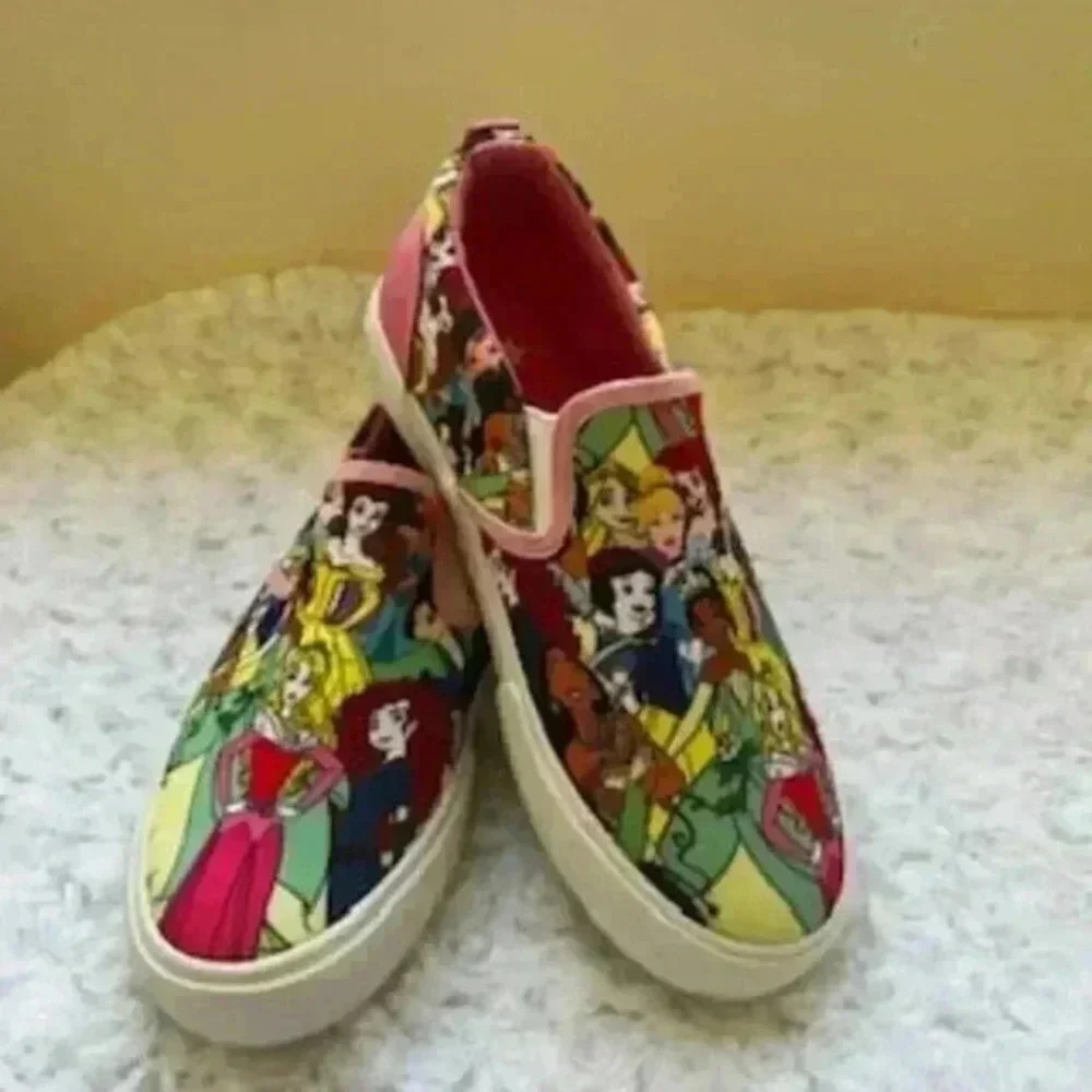 NEW Disney Princess Pink Slip On Low Top Sneakers Shoes Loafers Girls Size 4 NWT